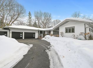 3931 Tonkawood Rd, Minnetonka, MN 55345