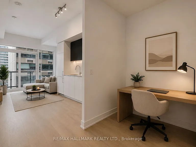 308 Jarvis St #708 — Photo 12