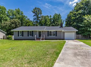 108 Fox Run Cir, Greenville, NC 27858