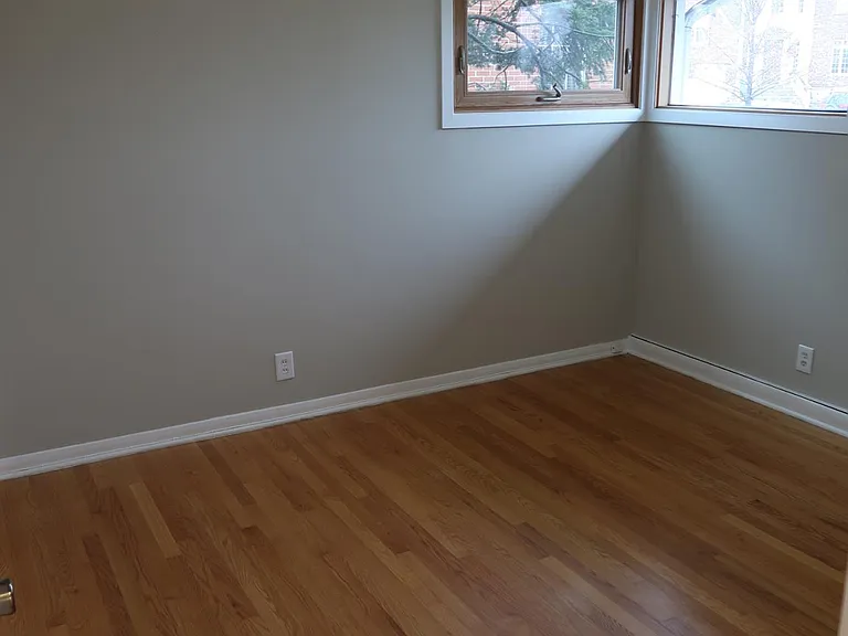 8118 W Eastwood Ave — Photo 12