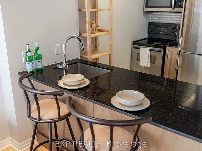 242 Rideau St #2308 — Photo 17