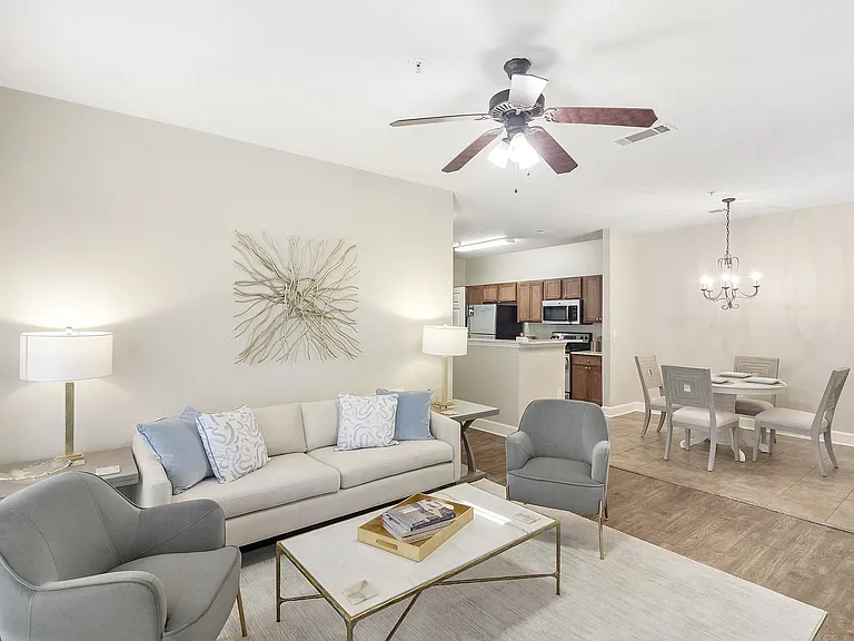 Highlands Apartment Homes — Photo 2