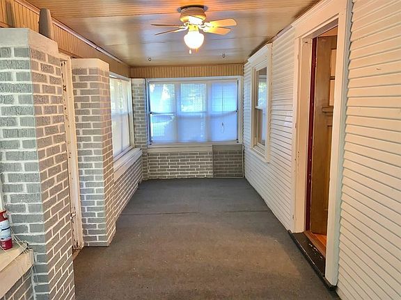 2nd image of 1509 Woodley Ave