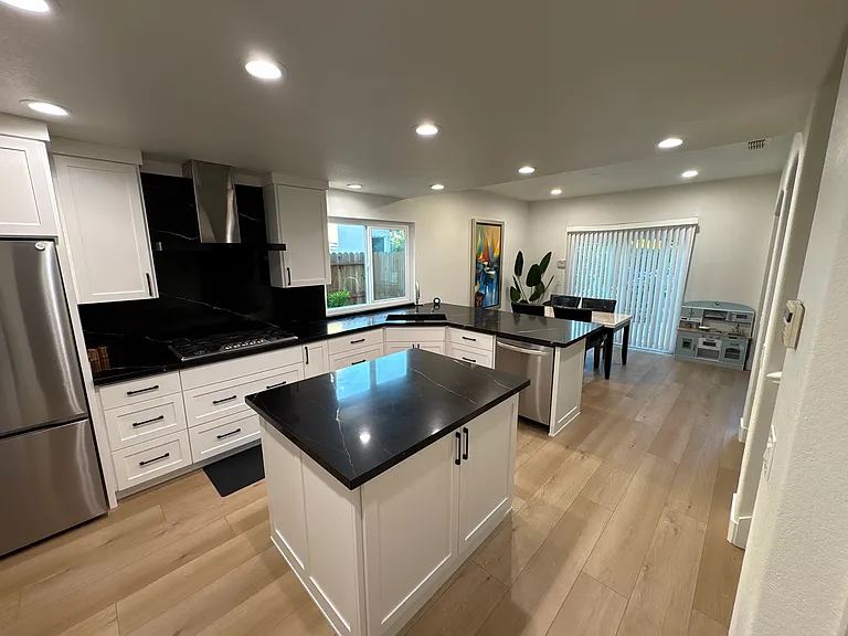 713 Sands Way — Photo 14