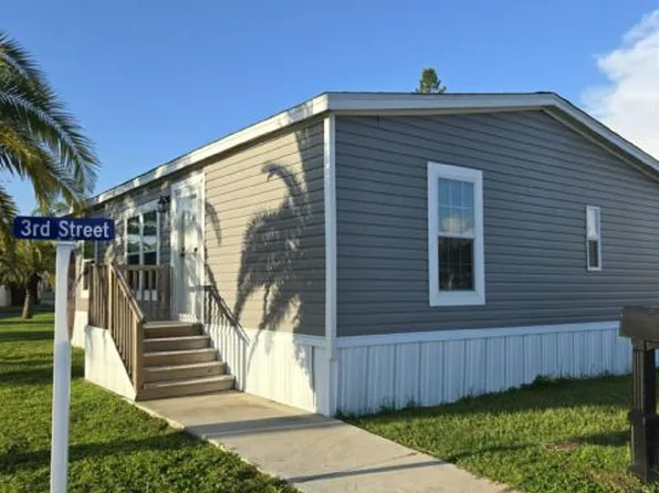 93163 3rd St #163, Pinellas Park, FL 33782