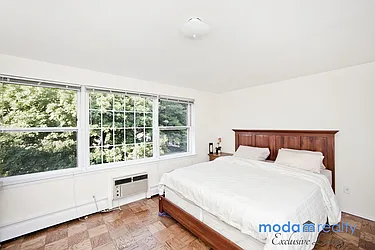 Sold by Moda Realty