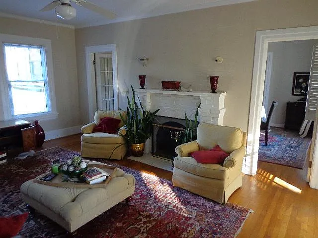 Living Room - 3319 Duncan St
