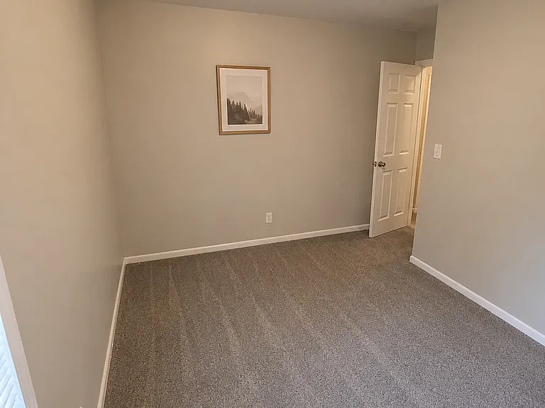 307 Christopher Cir — Photo 13