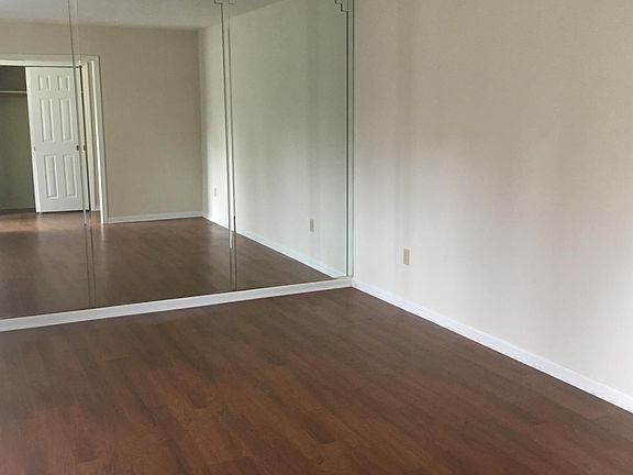 4th image of 129 Indian Cir