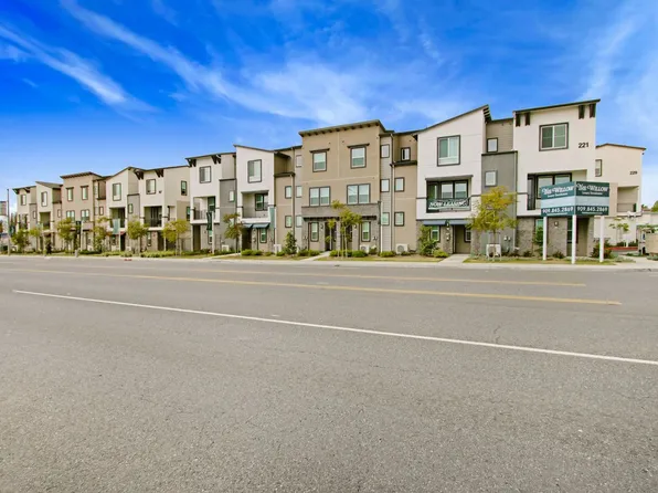 The Willow Townhomes