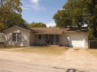 207 S Manning St, Hamilton, TX 76531