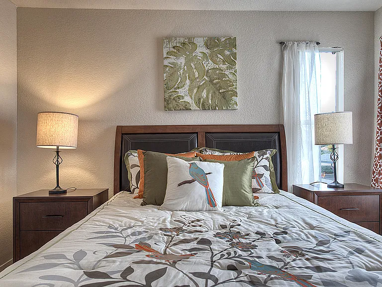 Regency Square Apartments — Photo 14