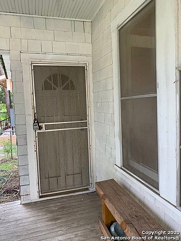 2nd image of 1713 W Craig Pl