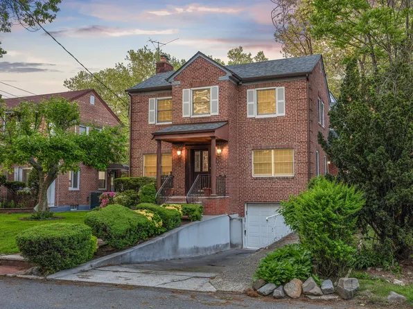 86-49 Dunton Street image 4 of 29