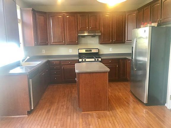 5th image of 8730 Talbott Farm Dr