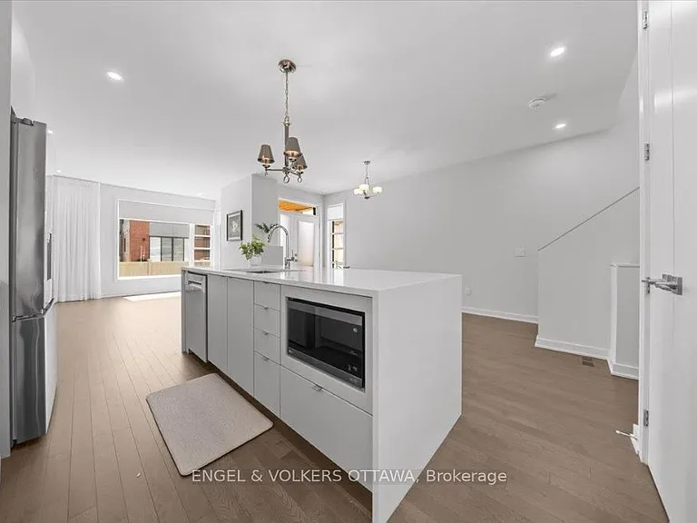 699 Honeydew St — Photo 11