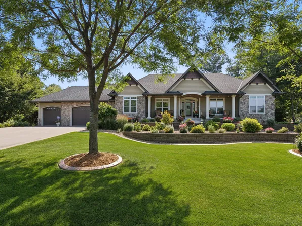 14237 Tippecanoe St NE, Ham Lake, MN 55304