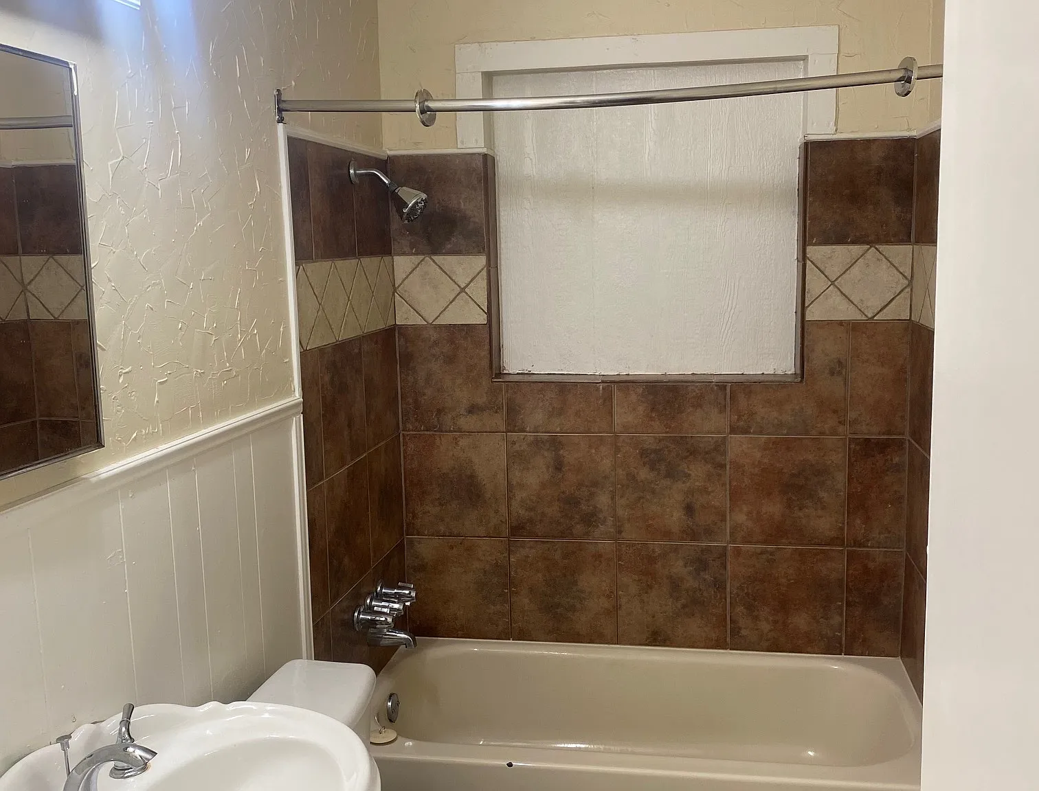 22 Wisteria Drive - 1 — Photo 4