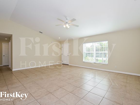 3rd image of 12246 Helios Ave