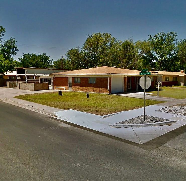 1st image of 700 Adams Dr