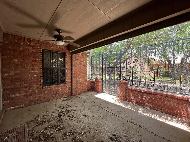 5704 York Ave — Photo 24