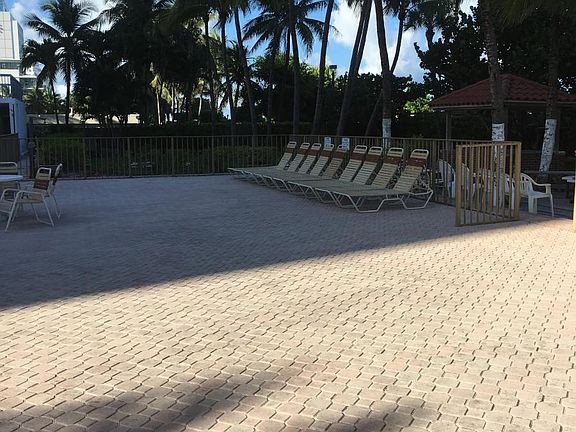 3rd image of 2655 Collins Ave #1