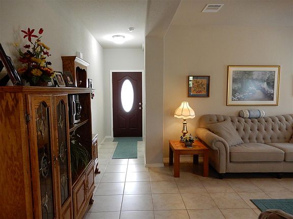 4th image of 1309 Primrose Ln