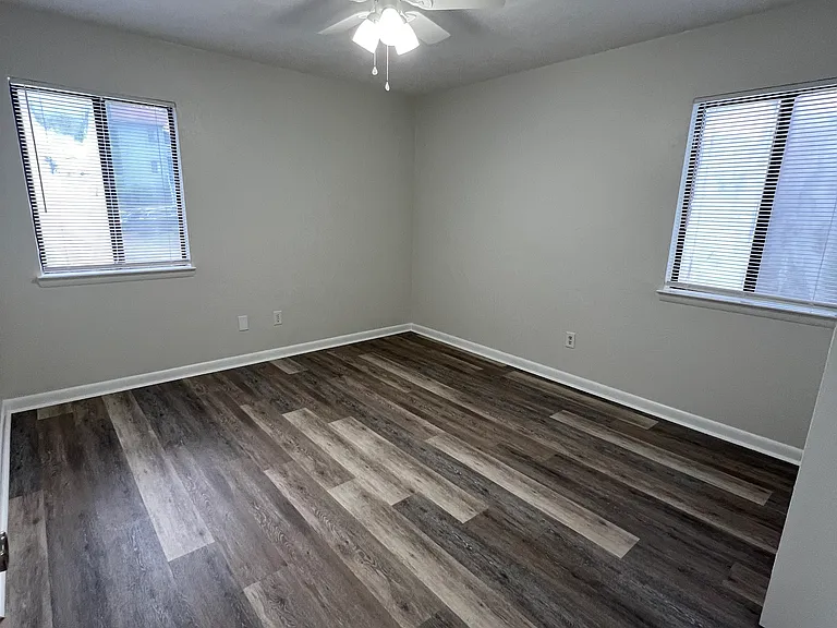 2665 N Point Ct #C — Photo 7