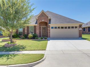 942 Casa Grandes Dr, Arlington, TX 76002