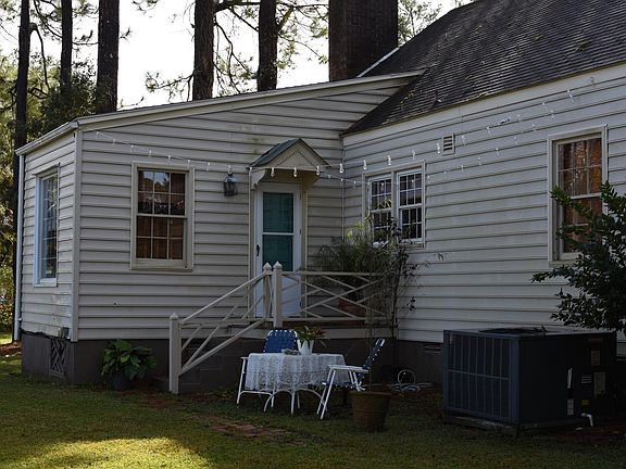 3rd image of 108 Sherwood Blvd