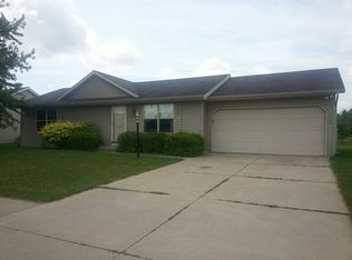 1112 Harvest Dr, Goshen, IN 46526