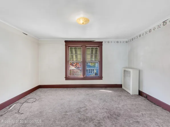 1128 Amherst St, Scranton, PA 18504