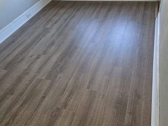 2nd image of 10 Hanna St