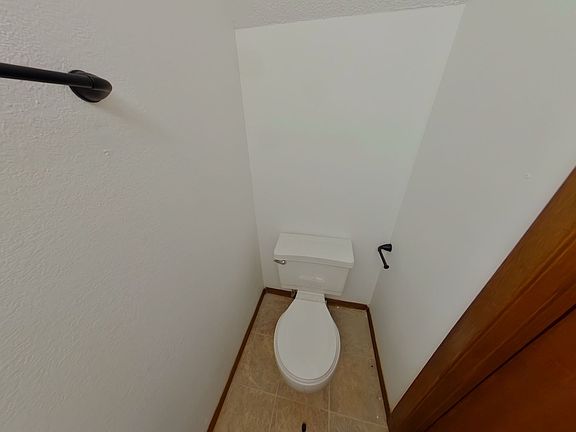 4th image of 3227 S Illinois Ave APT 2