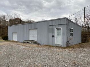 202 Durham St, Greensburg, KY 42743