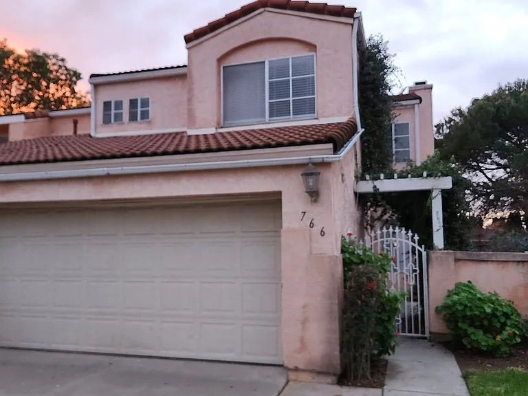 766 Granite Hills Cir — Photo 2