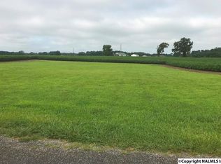 200 Little Nose Dr, Centre, AL 35960