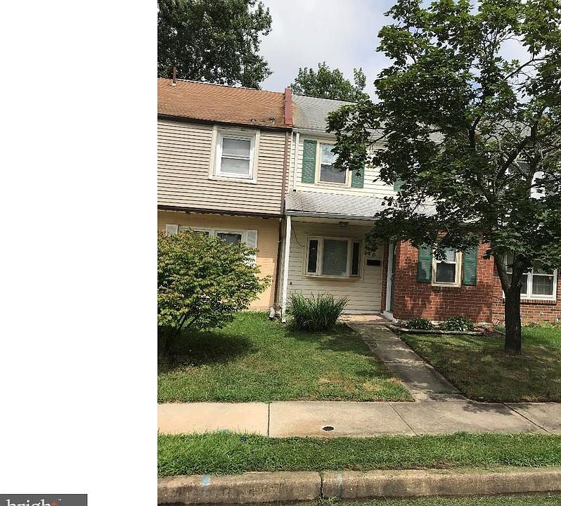 1st image of 6 Nathan Hale Ct