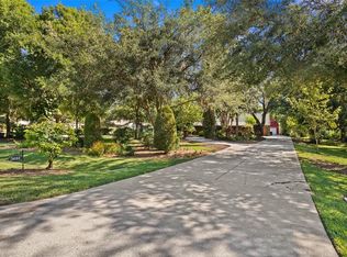 10604 Oak Run Dr, Bradenton, FL 34211