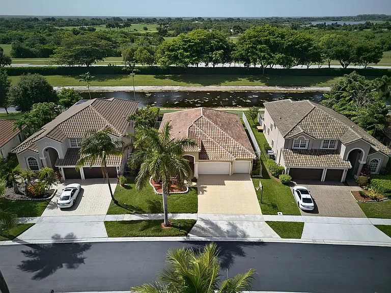 12325 Cascades Pointe Dr — Photo 64