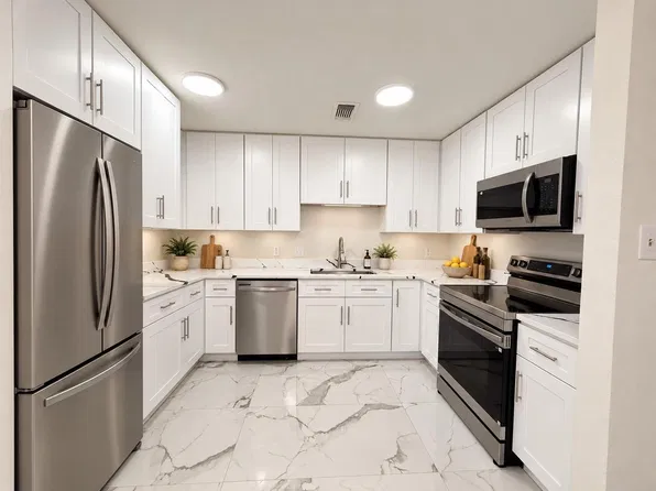 14020 Schroeder Rd APT 130, Houston, TX 77070