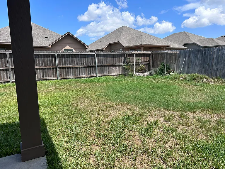 7214 Bryson Way — Photo 24