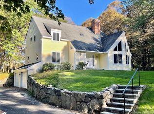 23 Dorethy Rd, Redding, CT 06896