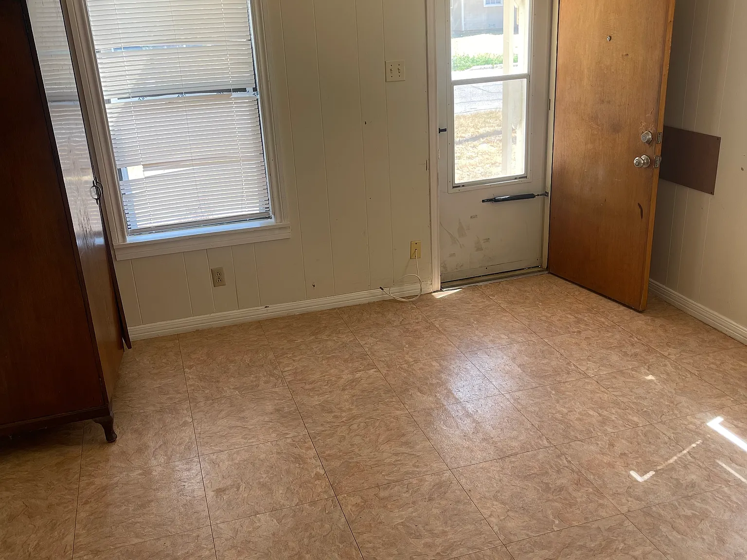 1 bed, 500 sqft, $1,100 — Photo 4