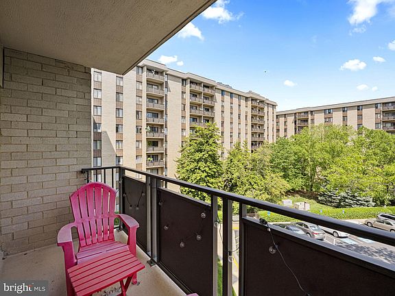 2nd image of 3100 S Manchester St APT 541