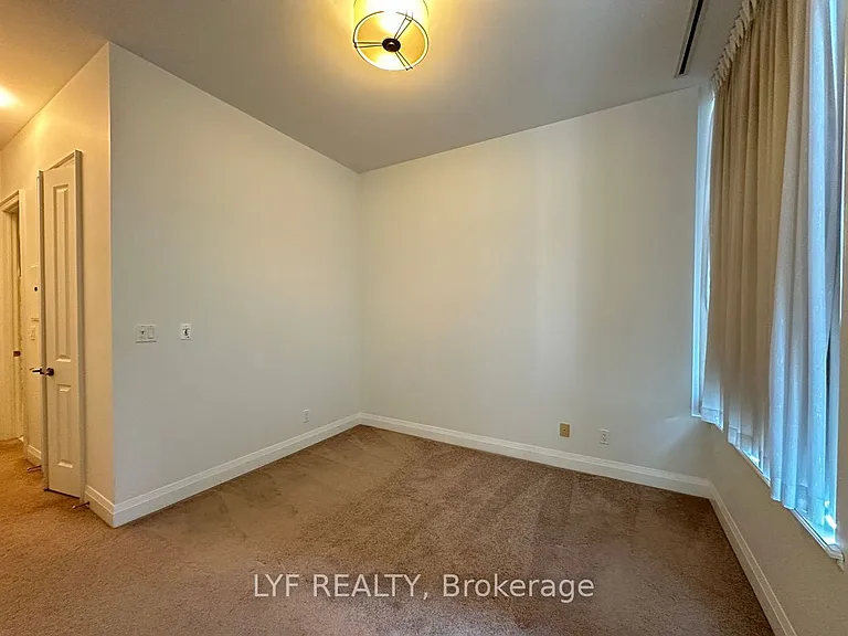1 Bedford Rd #212 — Photo 8