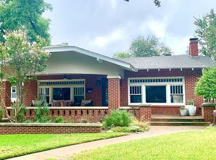 1907 Ben Hall Ct, Fort Worth, TX 76110