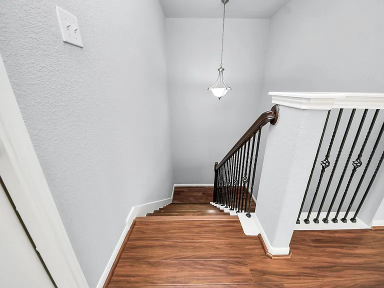 6306 Bain Dr — Photo 26
