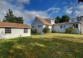 4th image of 801 S Whidbey Ave