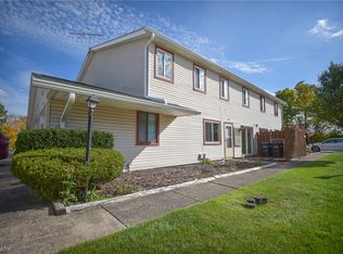 1287 Jester Ct, Brunswick, OH